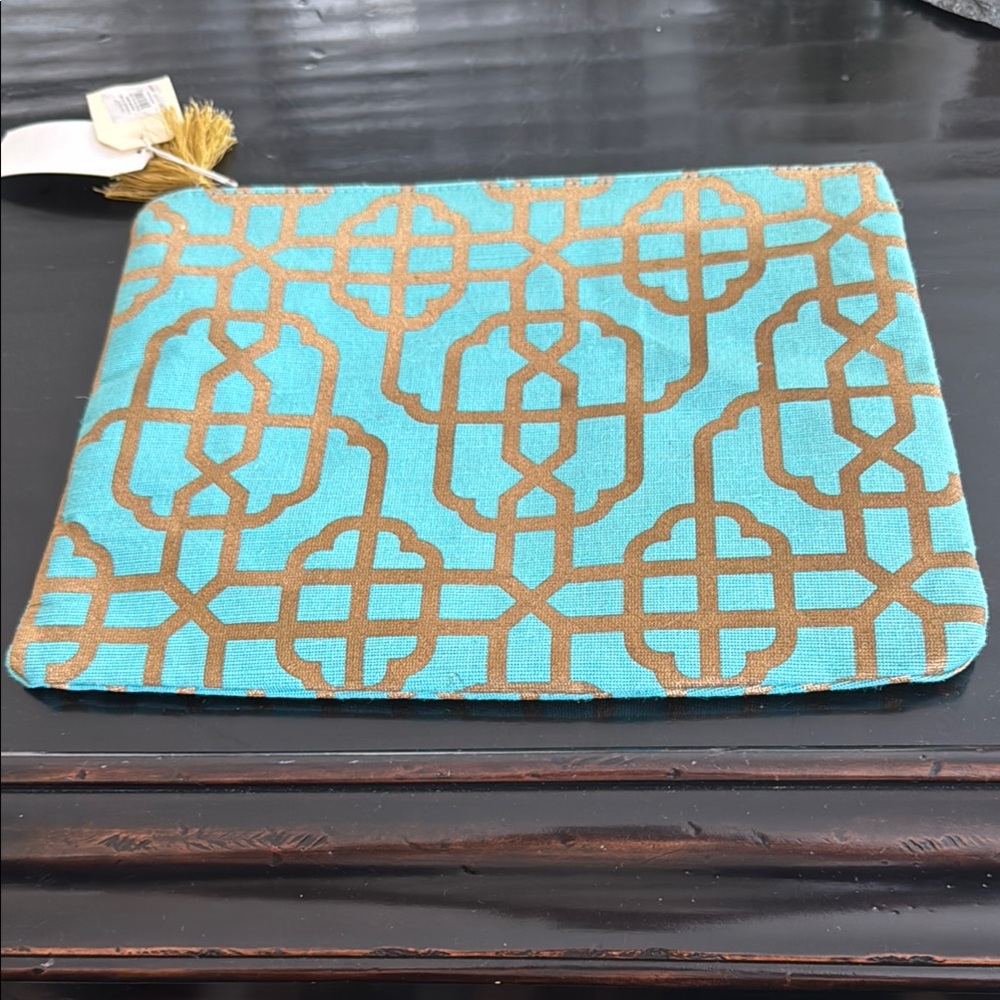 Mud Pie Blue and Gold Geometric Clutch/carry all